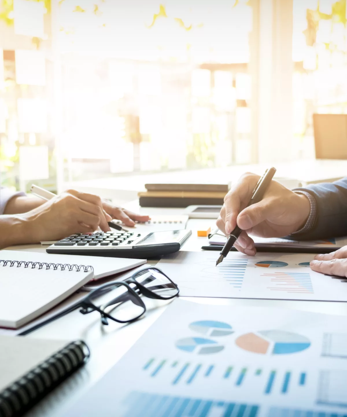 Réunion de travail entre l'expert-comptable Neicco et un dirigeant